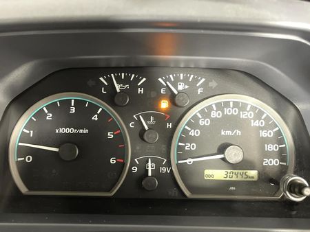 2023-Toyota-Land-Cruiser-79-45-D-Double-Cab_2