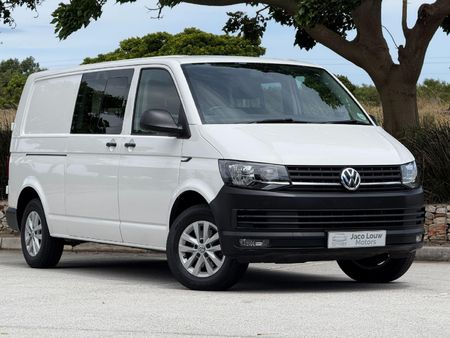 2018-Volkswagen-Transporter-T6-Crew-Bus-20-TDI-LWB-75kW-Panel-Van_0