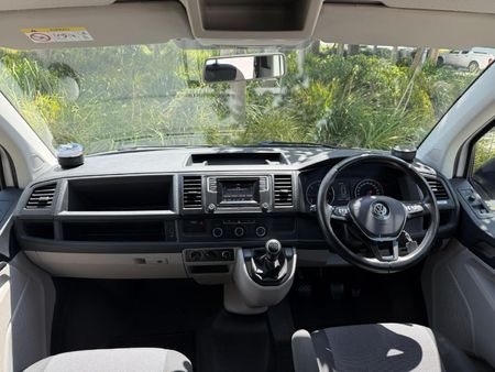 2018-Volkswagen-Transporter-T6-Crew-Bus-20-TDI-LWB-75kW-Panel-Van_33