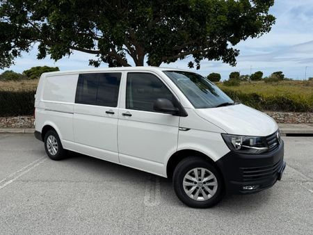 2018-Volkswagen-Transporter-T6-Crew-Bus-20-TDI-LWB-75kW-Panel-Van_5