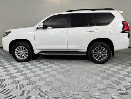 2018-Toyota-Land-Cruiser-Prado-30-D-VX-L-Auto_16