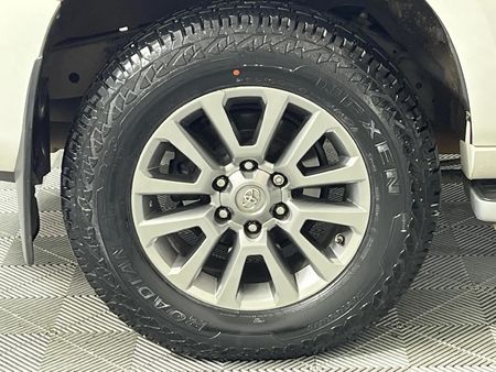 2018-Toyota-Land-Cruiser-Prado-30-D-VX-L-Auto_6