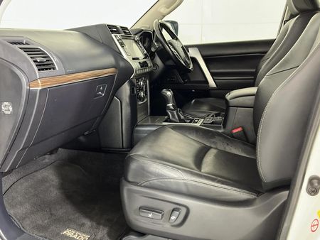 2018-Toyota-Land-Cruiser-Prado-30-D-VX-L-Auto_8
