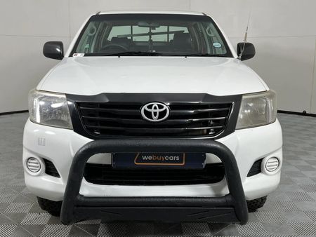 2013-Toyota-Hilux-25-D-4D-SRX-4x4-Double-Cab_13