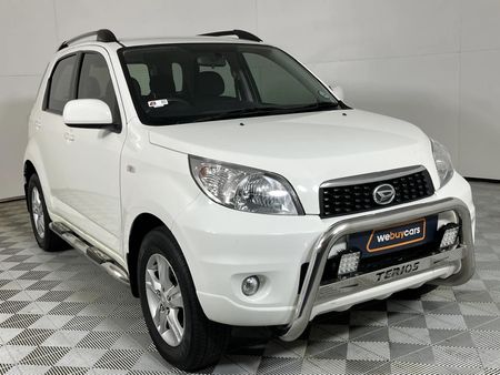 2011-Daihatsu-Terios-4x4_10