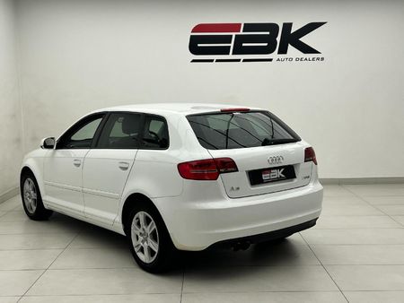 2010-Audi-A3-Sportback-14T-Attraction_3