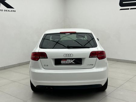2010-Audi-A3-Sportback-14T-Attraction_4
