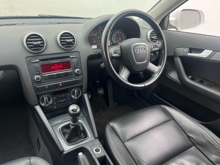 2010-Audi-A3-Sportback-14T-Attraction_7