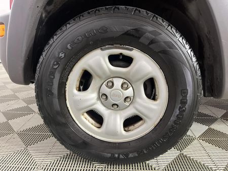2003-Jeep-Cherokee-24-CRD-Sport_4
