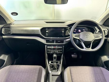 2024-Volkswagen-T-Cross-15-TSI-R-Line-Auto_11