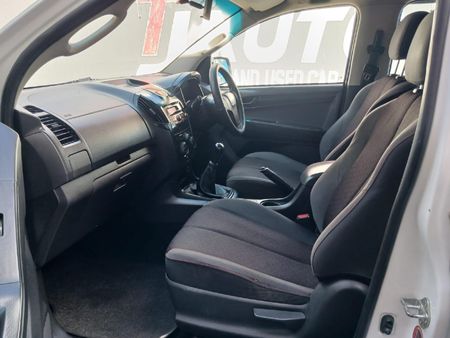 2015-Isuzu-KB-250-D-Teq-HO-LE-Double-Cab_10
