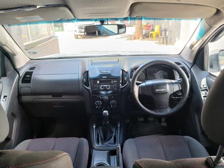 2015-Isuzu-KB-250-D-Teq-HO-LE-Double-Cab_6