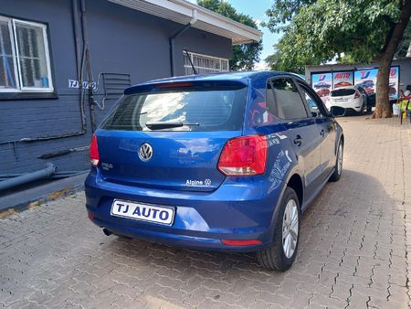 2019-Volkswagen-Polo-Vivo-14-Trendline-5-dr_3
