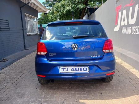 2019-Volkswagen-Polo-Vivo-14-Trendline-5-dr_4
