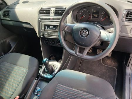 2019-Volkswagen-Polo-Vivo-14-Trendline-5-dr_8