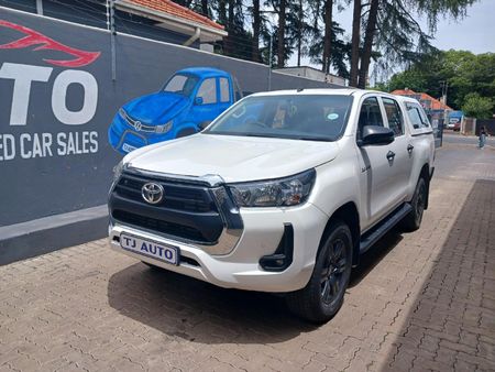 2023-Toyota-Hilux-24-GD-6-Raider-4x4-Double-Cab_0