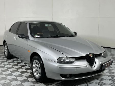 2000-Alfa-Romeo-156-25-V6_14