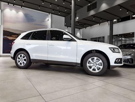 2014-Audi-Q5-20-TDI-quattro-S-Auto_2