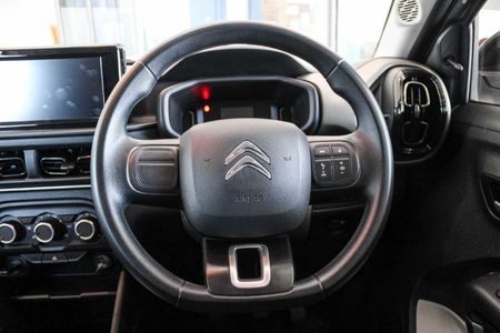 2025-Citroen-C3-12-Feel_9