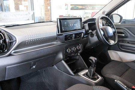 2025-Citroen-C3-12-Feel_7