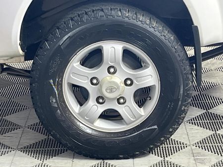 2011-TATA-Xenon-30-Dicor-Single-Cab_4