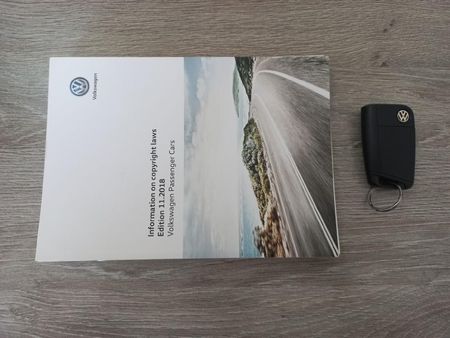 2019-Volkswagen-Golf-VII-14-TSI-Comfortline-Auto_17