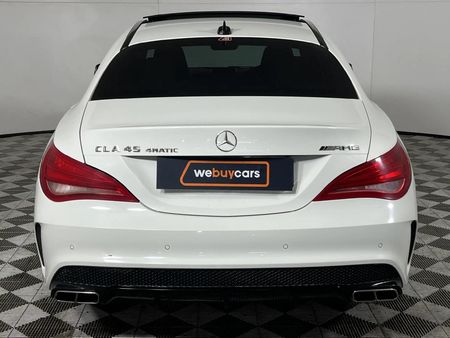 2014-Mercedes-AMG-CLA-45-AMG_17