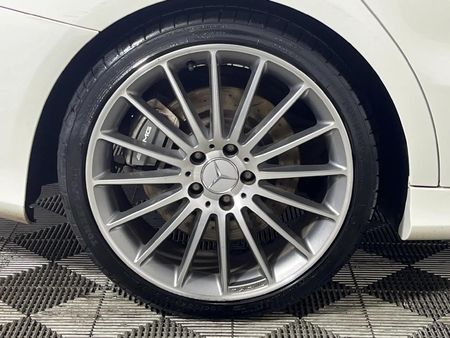 2014-Mercedes-AMG-CLA-45-AMG_7