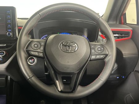 2024-Toyota-Corolla-Cross-18-GR-S-Hybrid_9