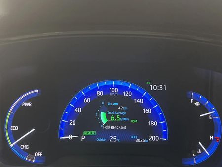 2024-Toyota-Corolla-Cross-18-GR-S-Hybrid_2