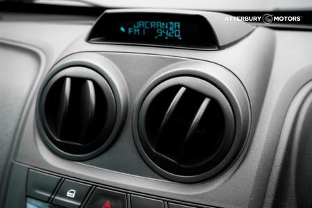 2015-Chevrolet-Utility-18-Sport_9