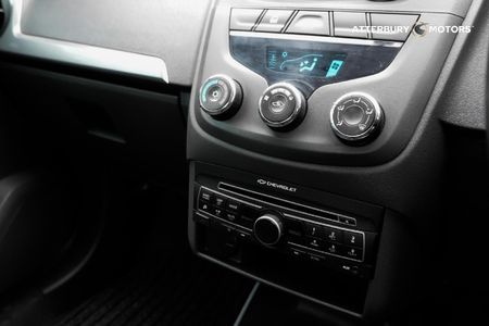 2015-Chevrolet-Utility-18-Sport_10