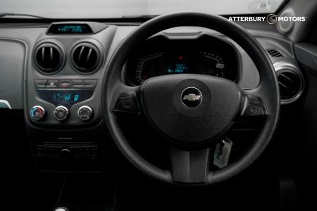 2015-Chevrolet-Utility-18-Sport_7