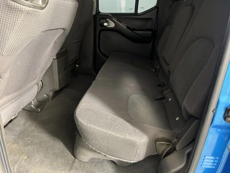 2007-Nissan-Navara-40-V6-Double-Cab_2