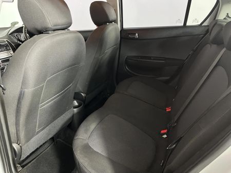 2014-Hyundai-i20-14-Glide_3