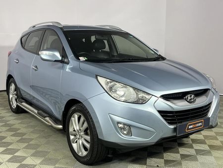 2011-Hyundai-ix35-20-GLS-Executive_13