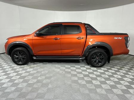2023-Isuzu-D-Max-30-DDI-V-Cross-HR-4x4-Auto-Double-Cab_10