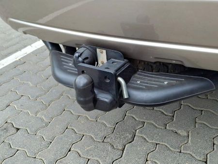 2010-Toyota-Fortuner-30-D-4D-Raised-Body-Auto_18