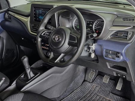 2024-Toyota-Starlet-15-XS_17