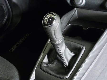 2024-Toyota-Starlet-15-XS_21