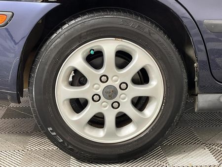 2001-Volvo-S40-20_5
