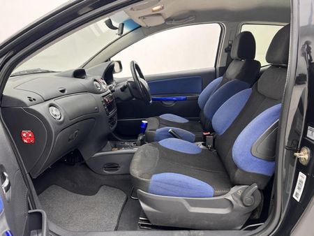 2005-Citroen-C2-14i-VTR_6