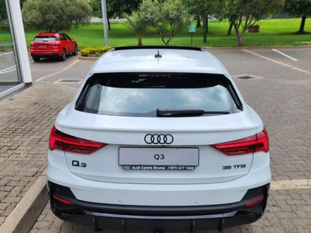 2024-Audi-Q3-Sportback-Black-Edition-35-TFSI_11