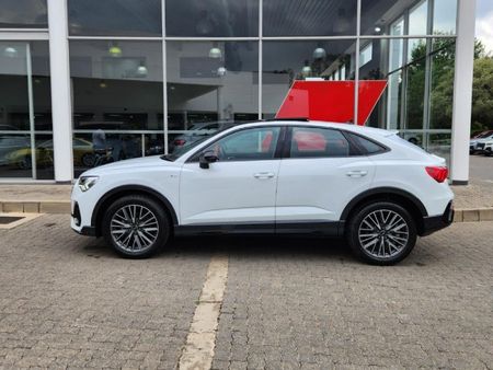 2024-Audi-Q3-Sportback-Black-Edition-35-TFSI_15