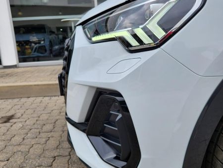 2024-Audi-Q3-Sportback-Black-Edition-35-TFSI_18