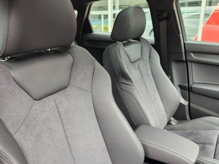 2024-Audi-Q3-Sportback-Black-Edition-35-TFSI_2