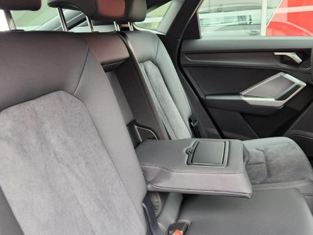 2024-Audi-Q3-Sportback-Black-Edition-35-TFSI_8