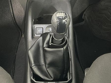 2005-Opel-Corsa-14-Comfort_9