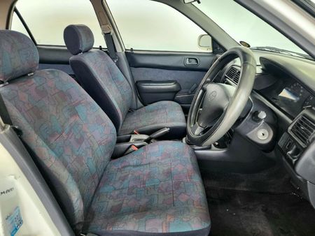 1998-Toyota-Corolla-160i-GL_14