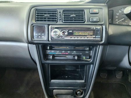 1998-Toyota-Corolla-160i-GL_20